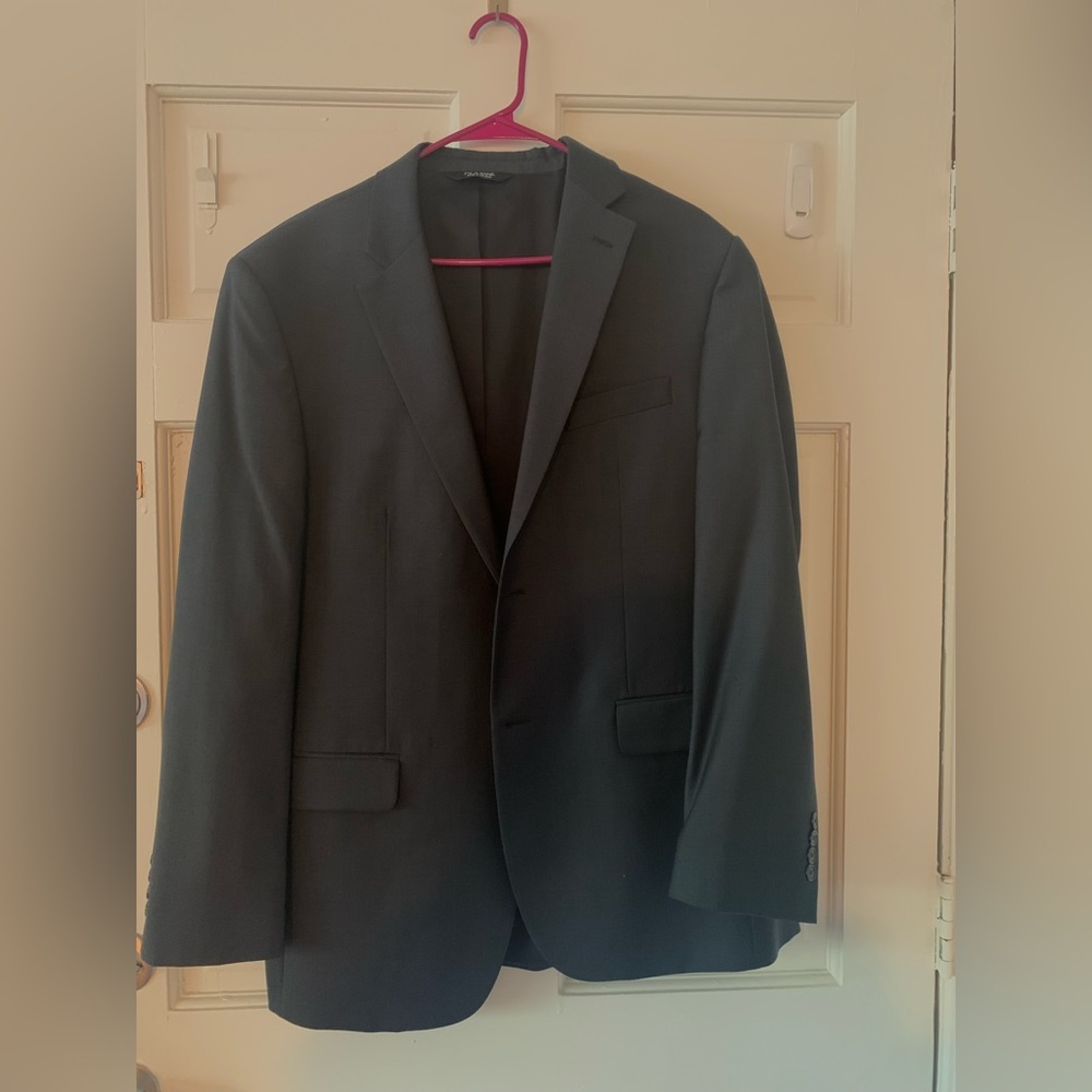 Jos. A. Banks Traveler Tailored Fit Navy Suit